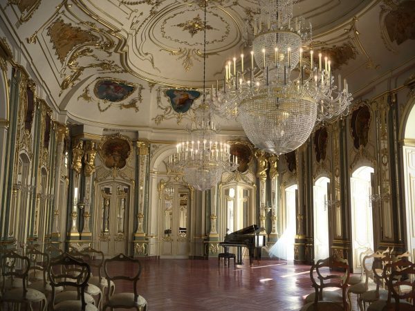 003-Interior Scenes-Miscellaneous-Hall