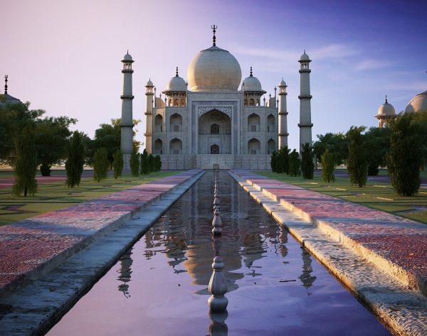 009-Exterior Scenes-Public Buildings-Taj Mahala